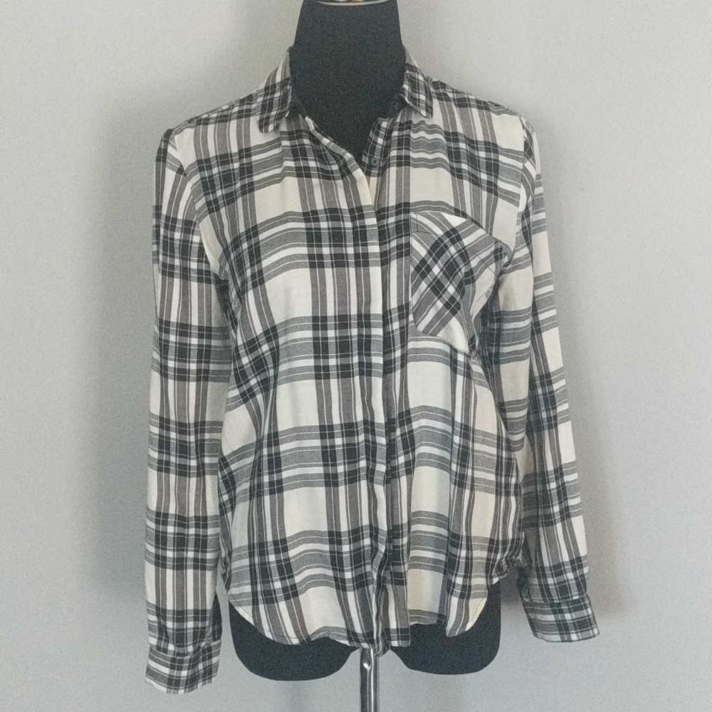 Forever 21 Button up blouse